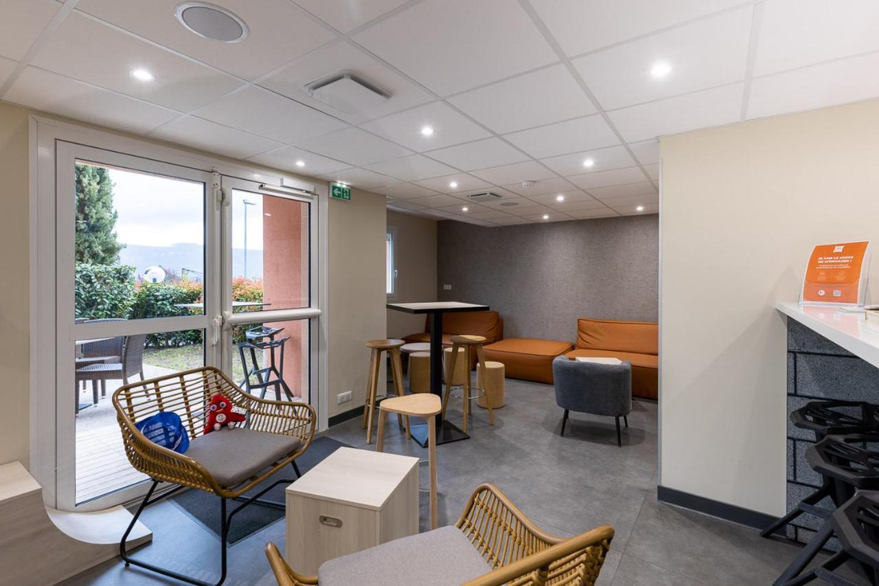 Ibis Budget Millau Viaduc Exterior photo